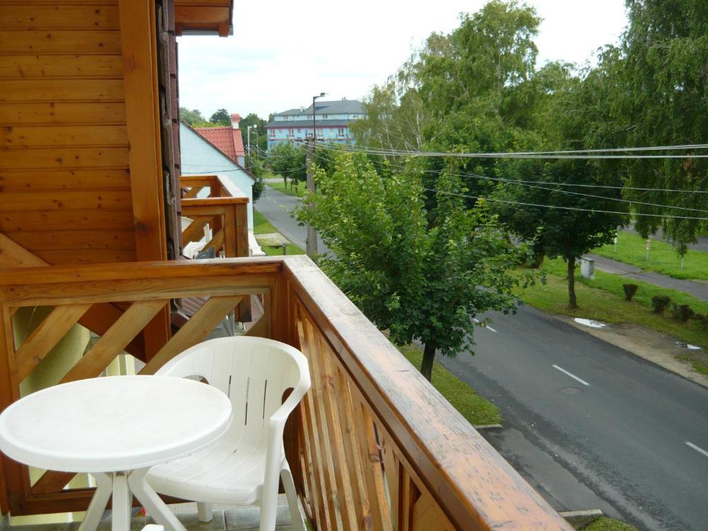Erika Pension Keszthely Rum bild
